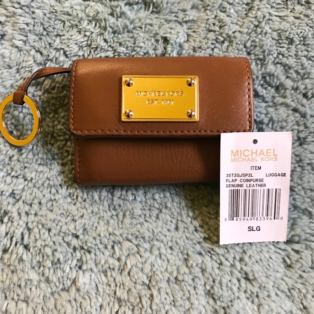 Michael Kors Tan leather Wallet with gold plate